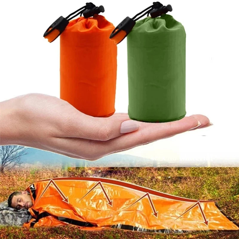 Outdoor Emergency Sleeping Bag, First Aid Blanket, Aluminum Foil Emergency Blanket, Waterproof and Lightweight Survival Blanket