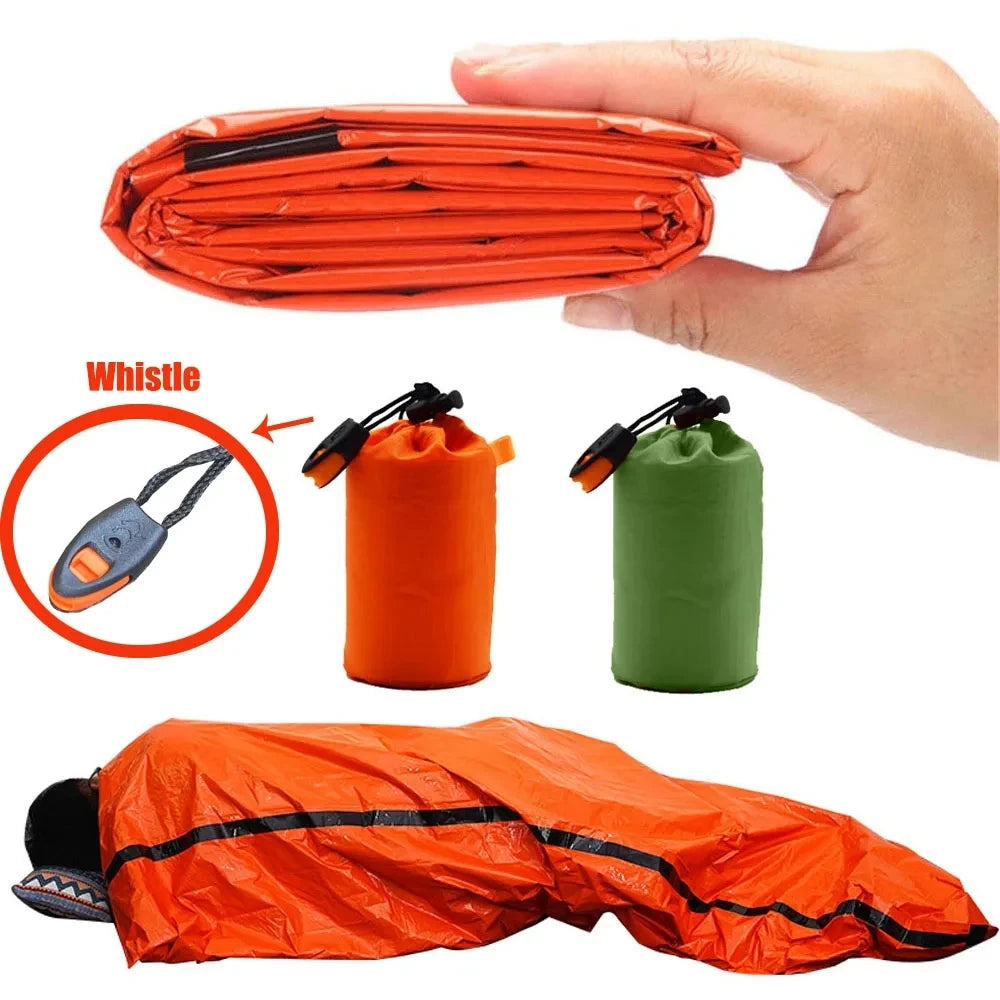 Outdoor Emergency Sleeping Bag, First Aid Blanket, Aluminum Foil Emergency Blanket, Waterproof and Lightweight Survival Blanket